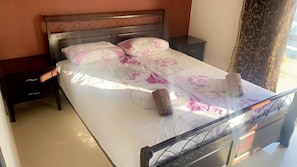 2 bedrooms, bed sheets