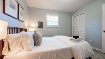 2 間睡房、熨斗/熨衫板、Wi-Fi、床單