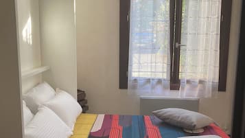 1 chambre, fer et planche Ă repasser, lit parapluie, Wi-Fi gratuit