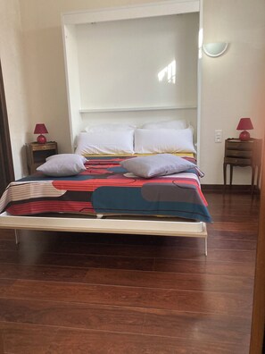 1 bedroom, iron/ironing board, travel cot, free WiFi - Maison de 32m2 Situe Dans un Cadre Pittoresque (Corneilla-de-Conflent)