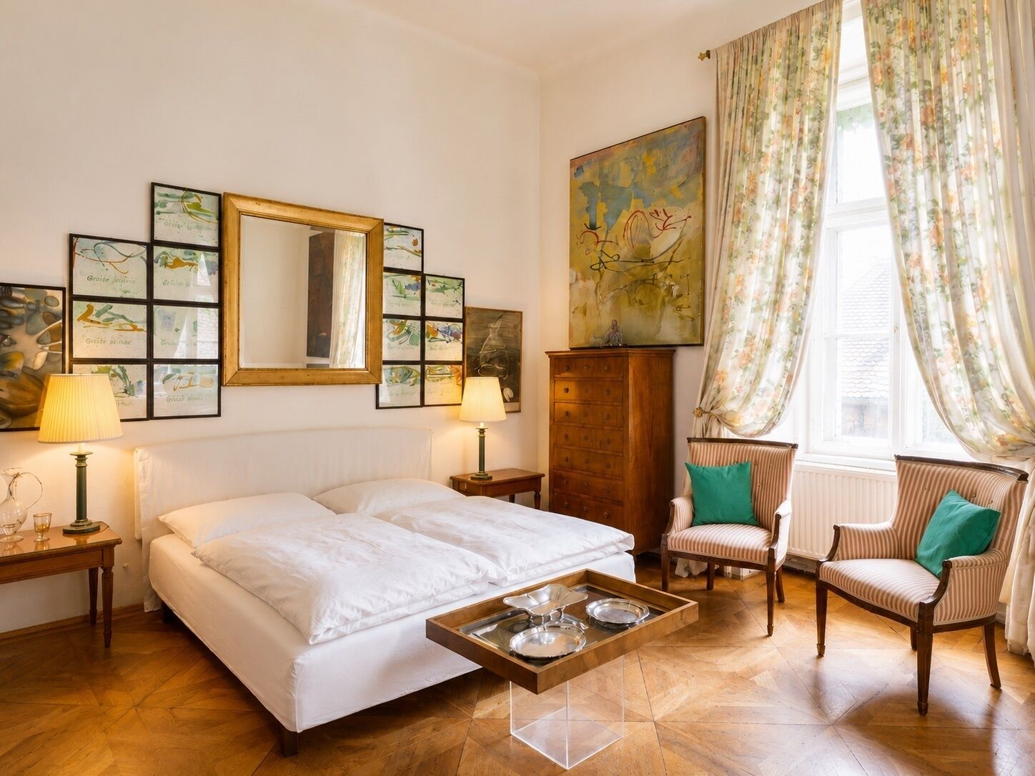 1 chambre, bureau, fer et planche à repasser, Wi-Fi gratuit