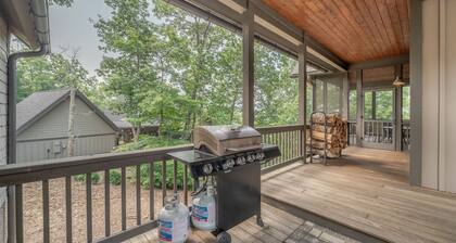 Oak Cottage in Sutton Knob | 2 Bed, 2 Bath