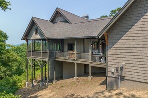 Exterior - Oak Cottage in Sutton Knob | 2 Bed, 2 Bath (Pisgah Forest)