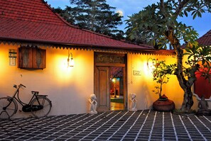 Exterior detail - Belle Villa Privée de Style Javanais à Umalas (Badung)