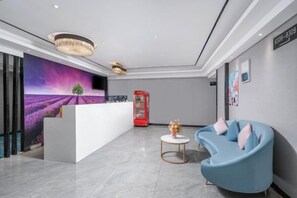 Lobby - Yinuo Hotel (Guangzhou Chenjiaci Caihongqiao Metro Station) (Guangzhou)