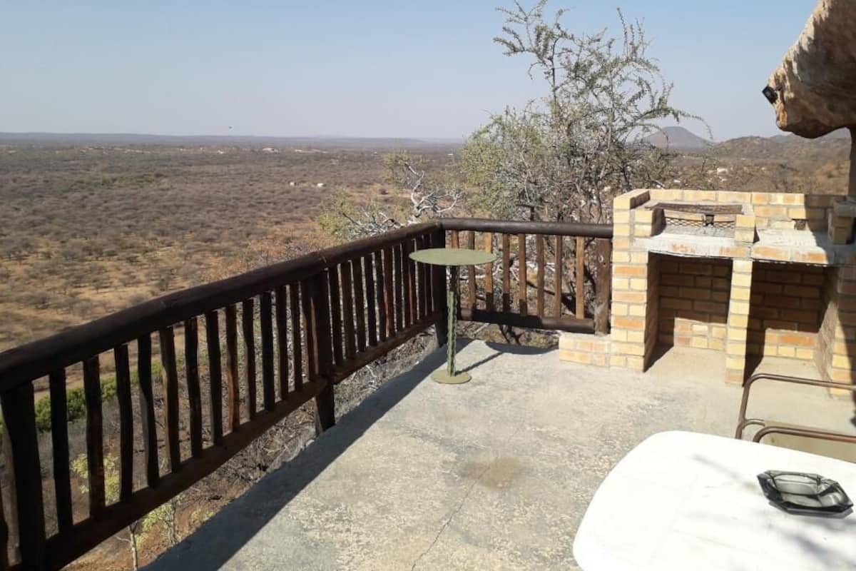 Family Chalet, Valley View | 1 bedroom, free WiFi, bed sheets