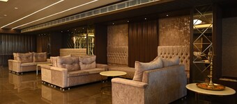 KS Square Hotel and Banquets