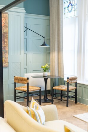 Trenddel Suite | Ruang makan