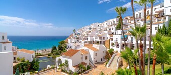 Capistrano Playa 715 by Casasol