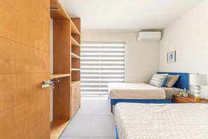 2 bedrooms, iron/ironing board, free WiFi, bed sheets