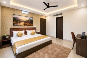 Executive Room | 1 bedroom, premium bedding, memory foam beds, desk - Hotel The Heights (Haridwar)