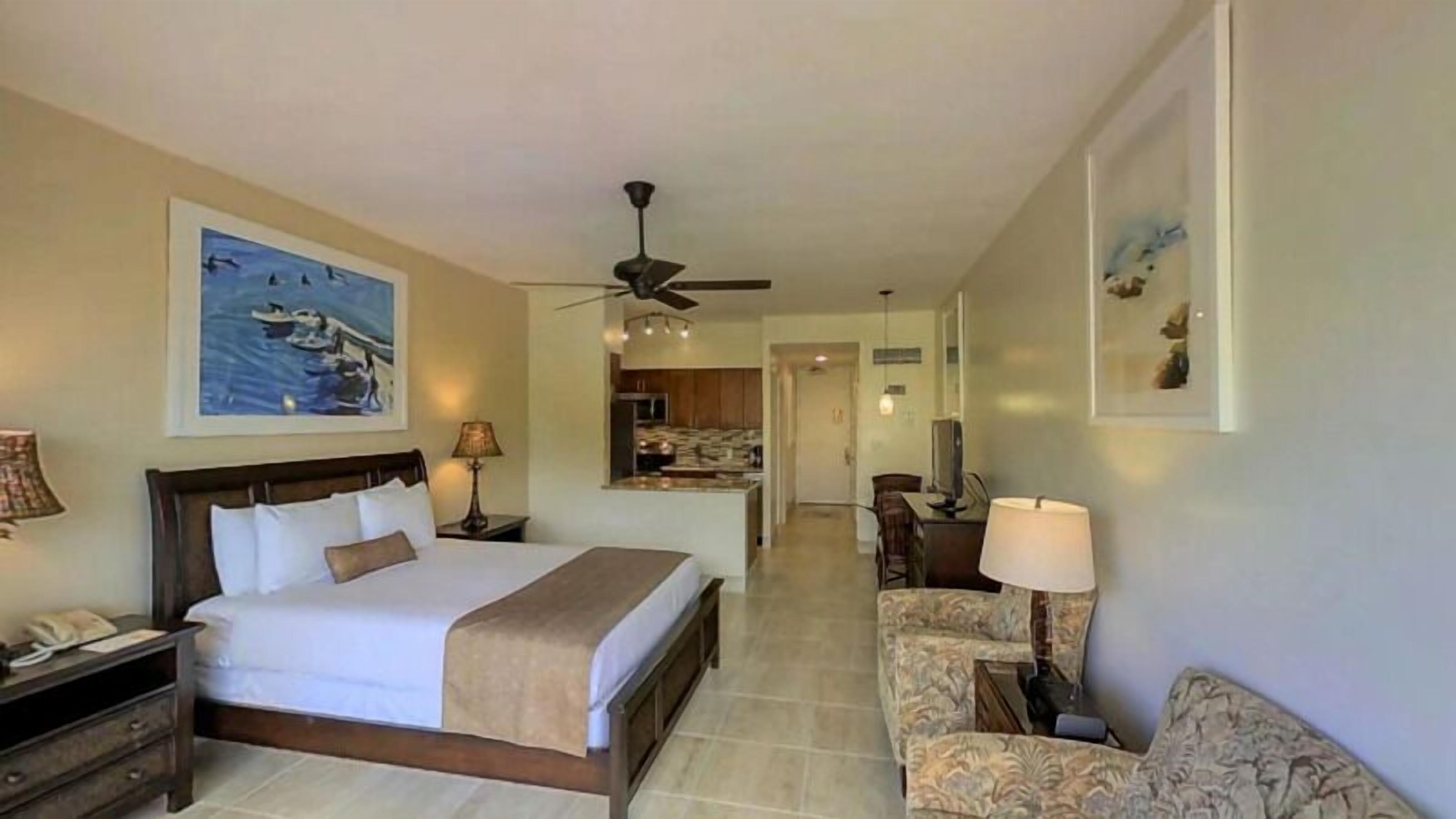 Lahaina Shores Beach Resort 306
