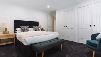 3 makuuhuonetta, ilmainen Wi-Fi, vuodevaatteet