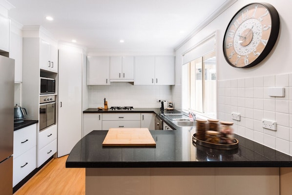 Fridge, microwave, oven, stovetop