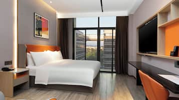 Comfort Single Room | Individually decorated, desk, laptop workspace, blackout drapes