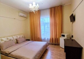 書桌、免費無線上網