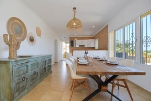 Dining - Villa 'La Perla Calpe Seaview' with Sea View, Wi-Fi and Air Conditioning (Calpe)