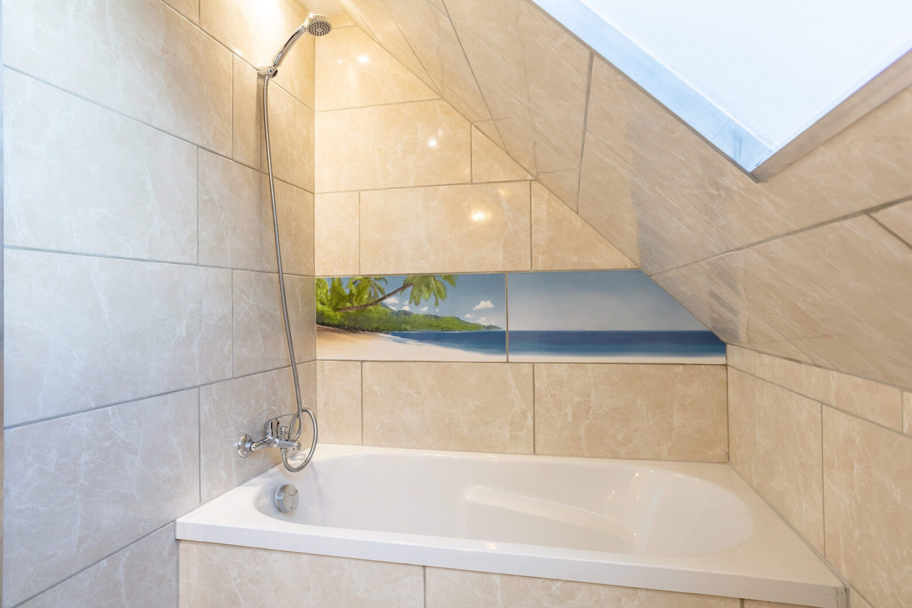 Bathtub, hair dryer, towels