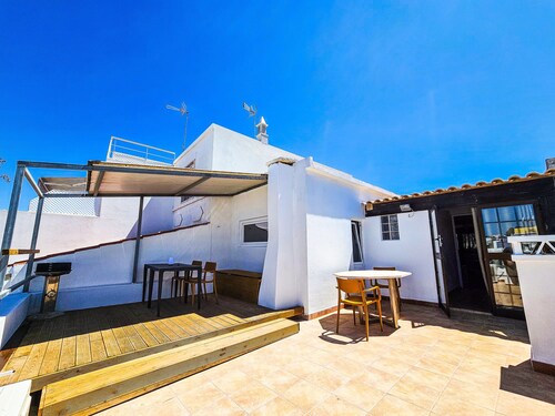 Holiday Apartment "Casa Na Vila T1" with Private Terrace & Wi-Fi