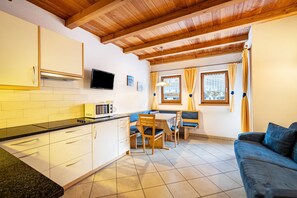 Interior - Apartment 'Speckign  4' with Mountain View, Balcony and Wi-Fi (Ahrntal)