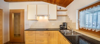 Appartement 'Speckign 3' met Uitzicht op de Bergen, Balkon en WiFi