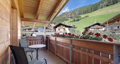 Ferienwohnung 'Speckign 1' mit Bergblick, Balkon und WLAN