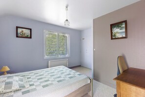 2 bedrooms, iron/ironing board - Holiday Home "Maison En Touraine" with Private Terrace and Private Garden (Bléré)