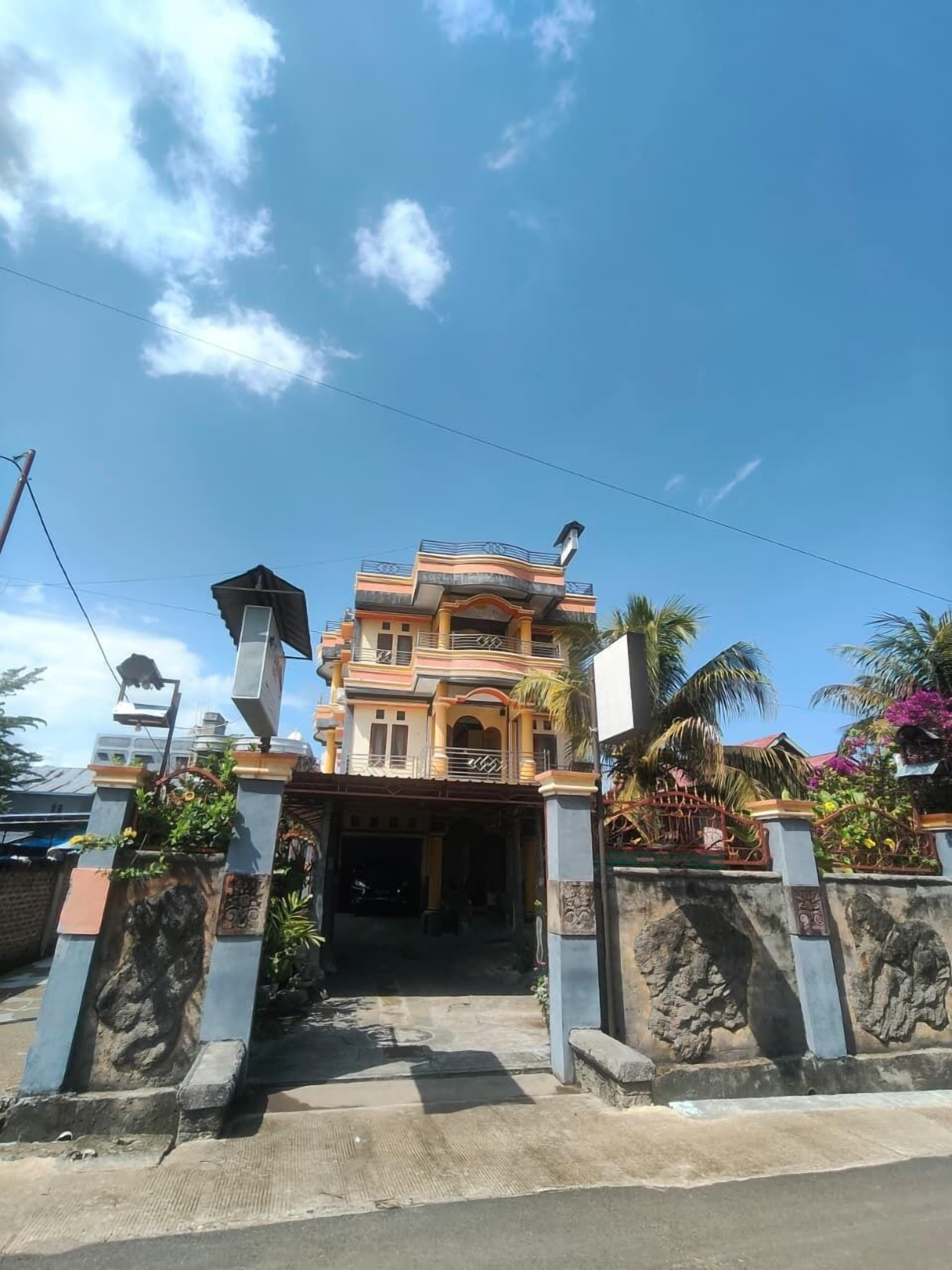 Fachada de la propiedad