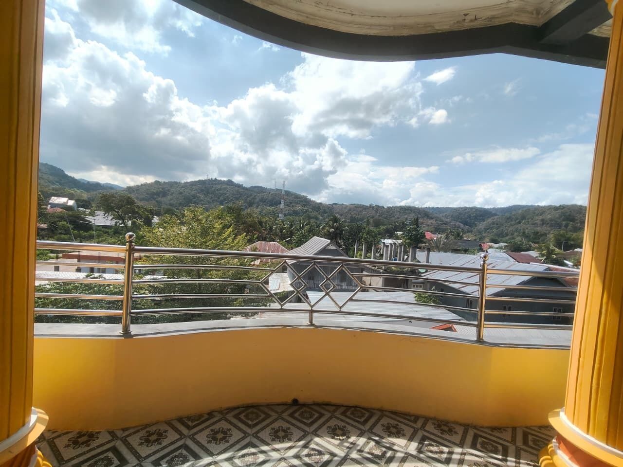 Kamar Double Standar | Pemandangan dari kamar