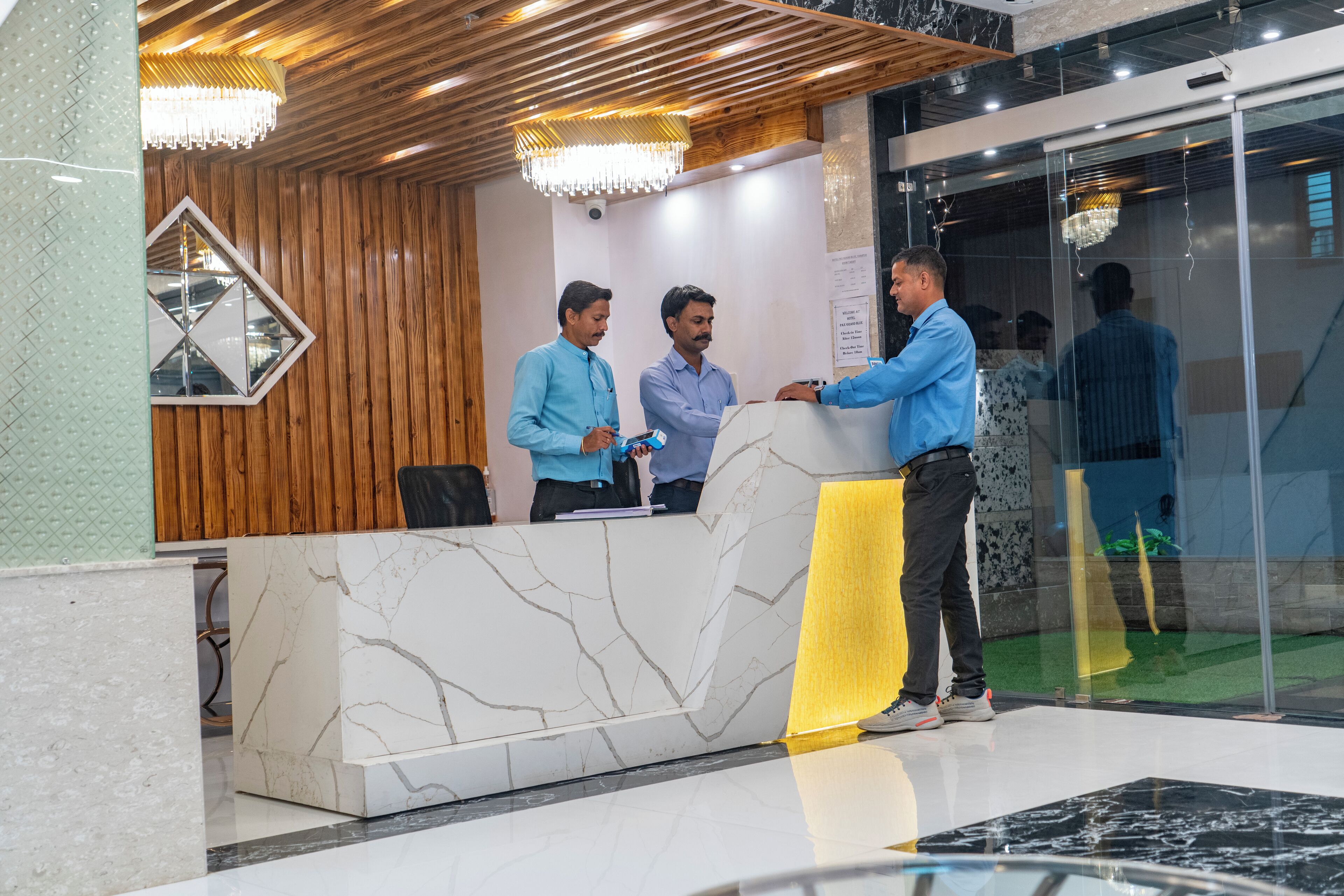 Foto - Pax Hotel Grand Blue 3 min walk from Udaipur city Railway Station