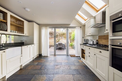 The North Kensington Cottage No.2