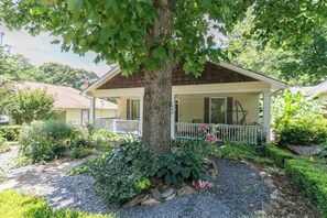 Exterior - Skyline Views | BeltLine Access|4 Miles to Stadium (Atlanta)