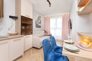 TV, offices - Starowiejska 93 | Comfortable Studio | Bathtub (Gdansk)