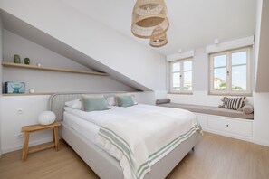 1 bedroom, desk, iron/ironing board, WiFi - Dietla 21 | Practical Apartment | AC (Kraków)