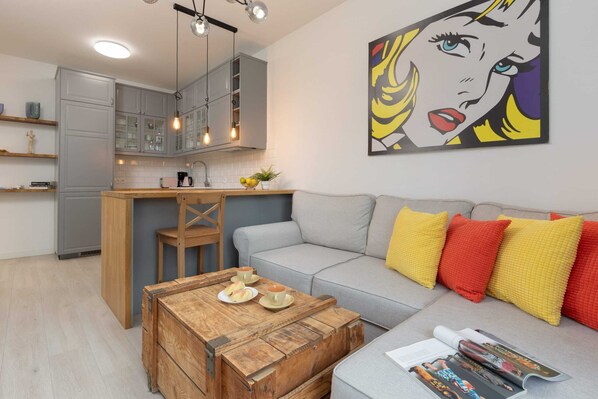 Téléviseur, bureau