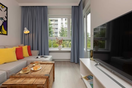 TV, offices. Atmospheric Apartment in Zoliborz | Terrace | Parking