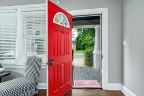 Interior - Walk to Campus - 3BR- Gameday Headquarters! (Tuscaloosa)