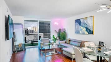 Televisión y oficina