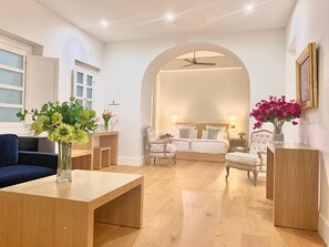 Familiestudio-suite | Minibar, individuelt design, individuel indretning, skrivebord