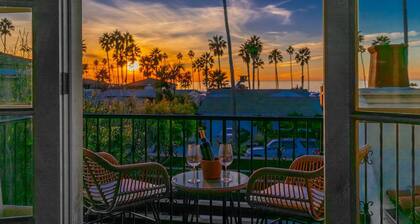 Ocean View Spanish Beauty  Half Block to Beach, New Hot Tub