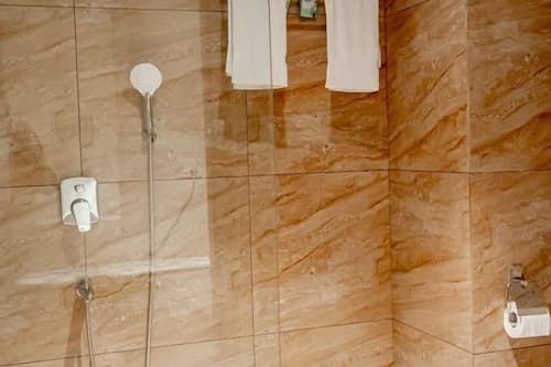 Executive Room | Bathroom