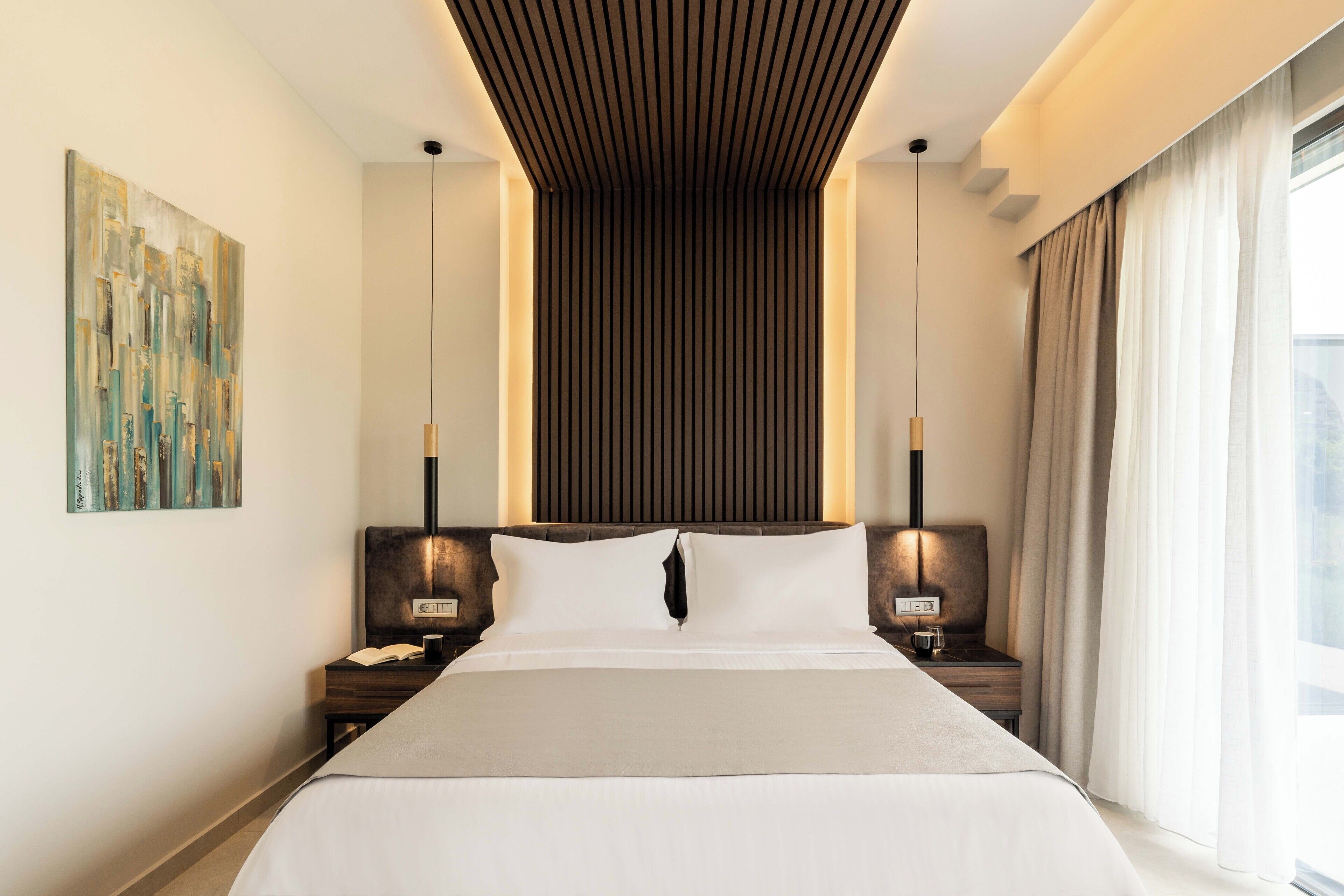 Habitación doble estándar | Ropa de cama de alta calidad y caja de seguridad en la habitación 