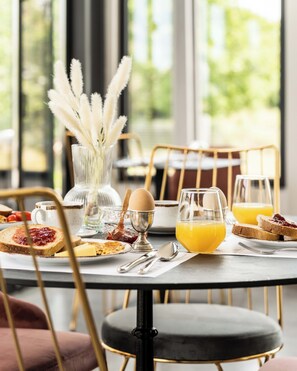 Free daily cooked-to-order breakfast  - Mirabilis Boutique Hotel  (Kalabaka)