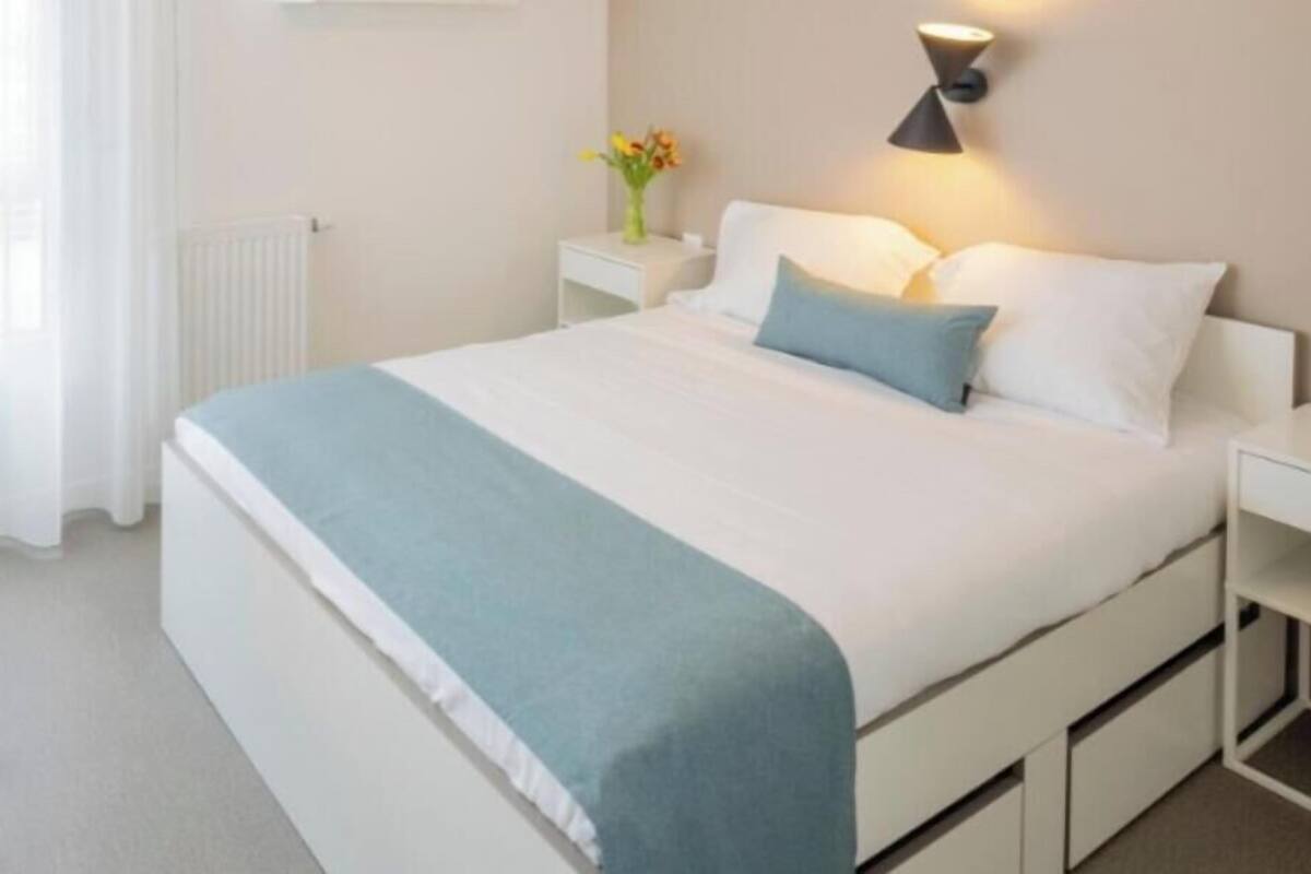 Appartement, 2 lits doubles et 1 canapé lit | Literie de qualité supérieure, bureau