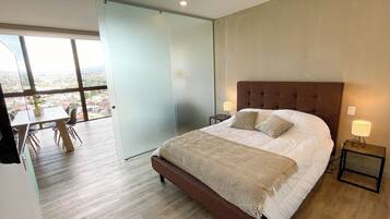 1 bedroom, desk, iron/ironing board, free WiFi