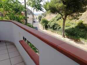 Property grounds - Peppi's House - UIN Q9501 (buggerru)
