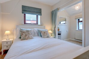 2 soverom, strykejern/-brett, wi-fi (inkludert) og sengetøy