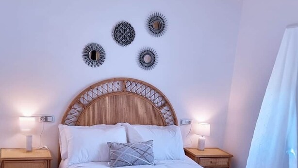 4 bedrooms, desk, iron/ironing board, free WiFi - Mirador del Castillo (Monforte de Lemos)