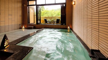 溫泉