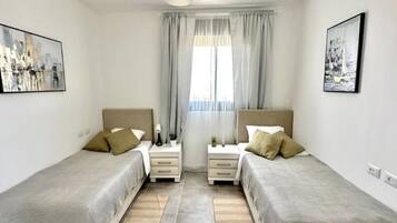 3 Schlafzimmer, Bügeleisen/Bügelbrett, WLAN, Bettwäsche